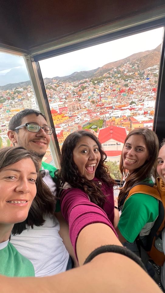 En este viaje en grupo a México queremos que vivas el Día de los Muertos como si fueras local. Visitaremos Ciudad de México, Guadalajara, Guanajuato...