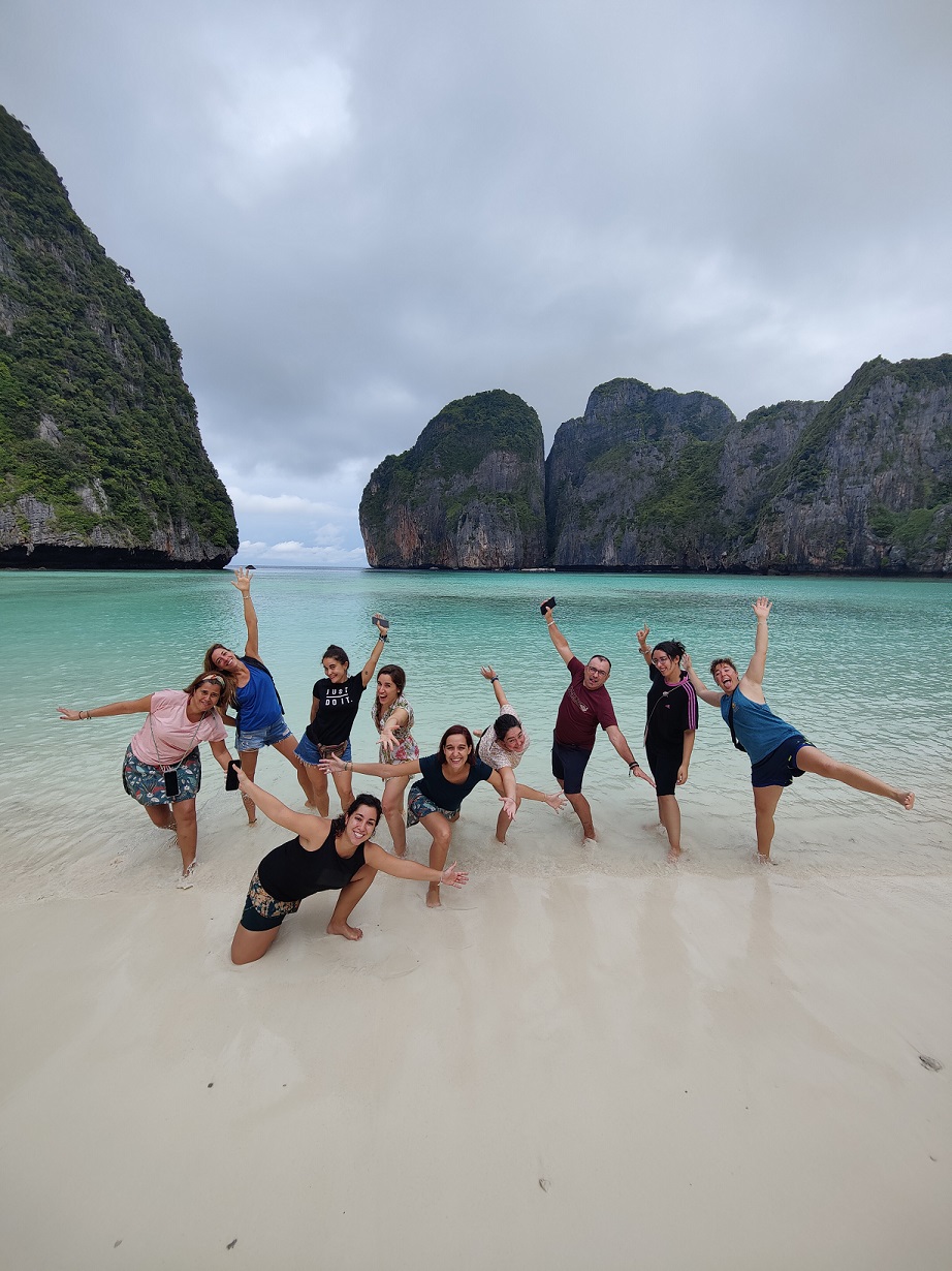 Sal a la aventura en este viaje organizado a Tailandia en grupo conociendo su capital, Bangkok, así como sus sitios históricos como Ayutthaya y Chiang Mai.
